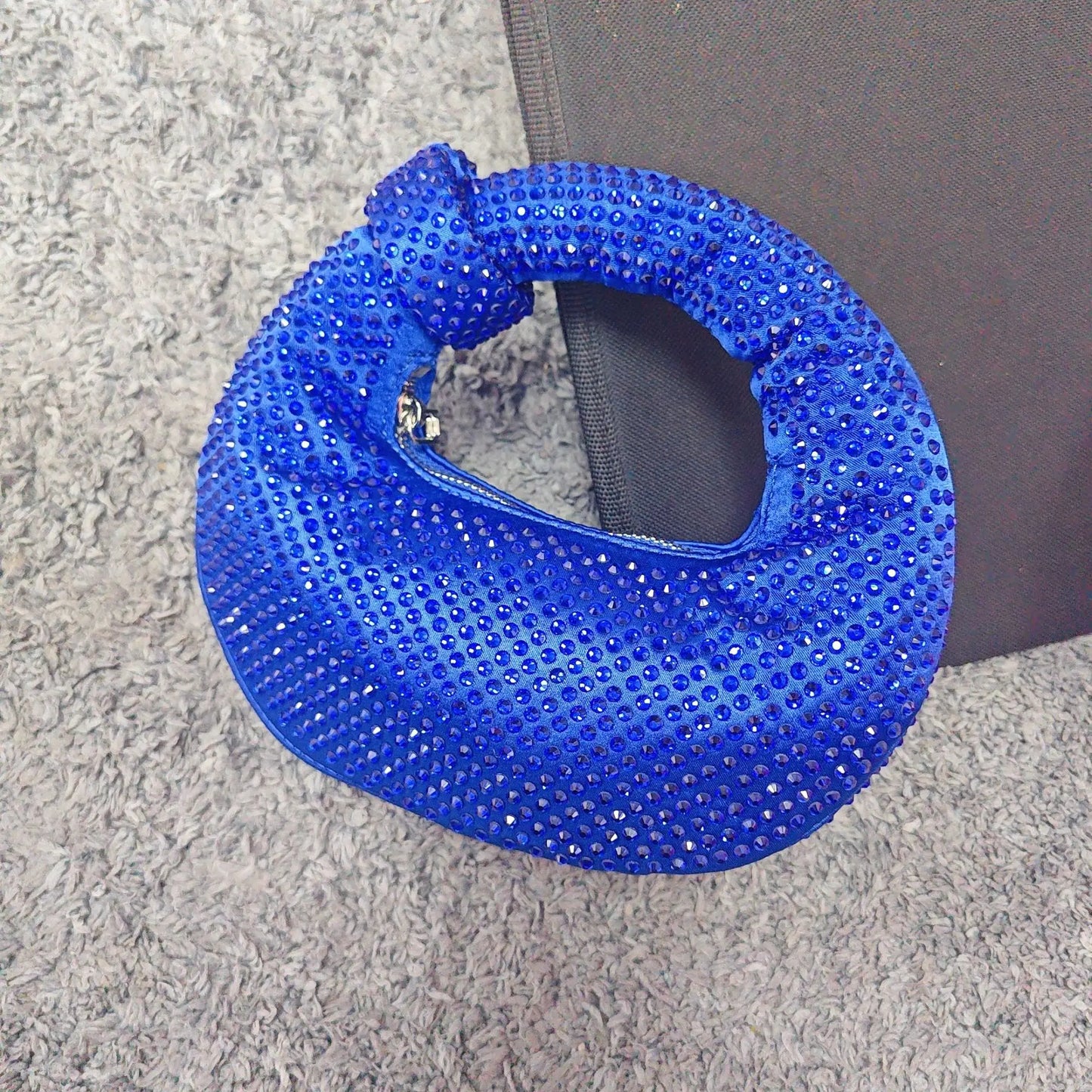 Full Diamond Dumpling Bag Women's Socialite Dinner Clutches Ladies Sparkling Rhinestone Evening Handbag Mini Banquet Party Purse