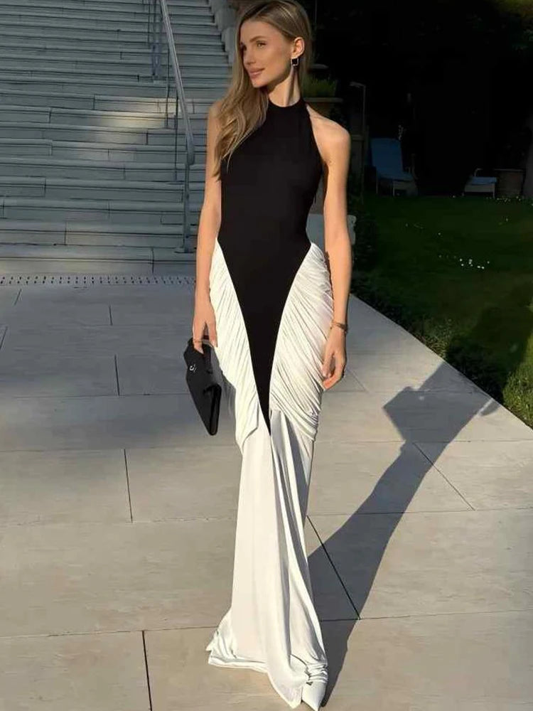 Nibber Backless Folds Maxi Dress Women Black White Patchwork Peach Butt Halter Slit Summer Trend Temperament Clubwear Vestidos