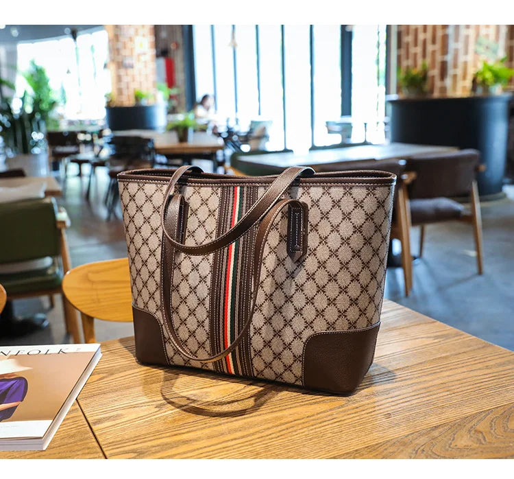 New Fashion Women's Tote Bag Trend Brand Retro Printed Shoulder Bag Large Capacity Elegant Commuter Bag Designer Luxury Handbag