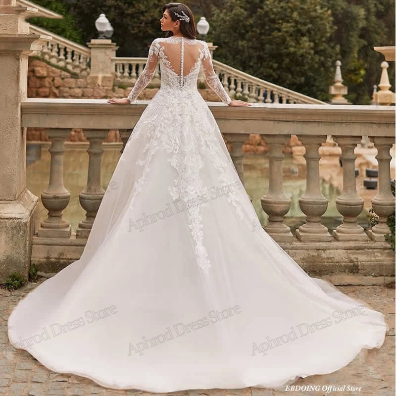 Modest Wedding Dresses Full Sleeves O-Neck Bridal Gowns Lace Appliques Floor Length Robes Glamorous Vestidos De Novia Customized