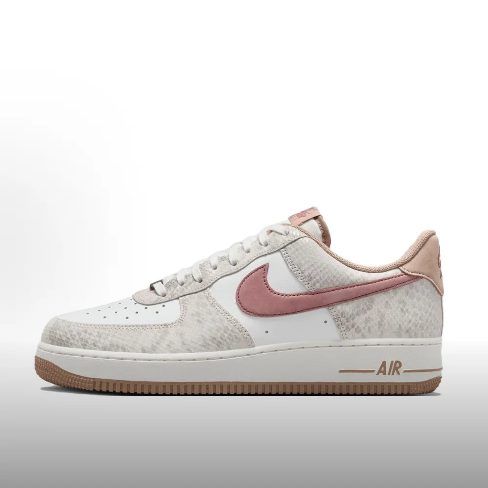 Nike Air Force 1 '07 LV8 Men's Casual Sneakers Retro Leather Low-Top Comfortable Streetwear Shoes DA8571-100