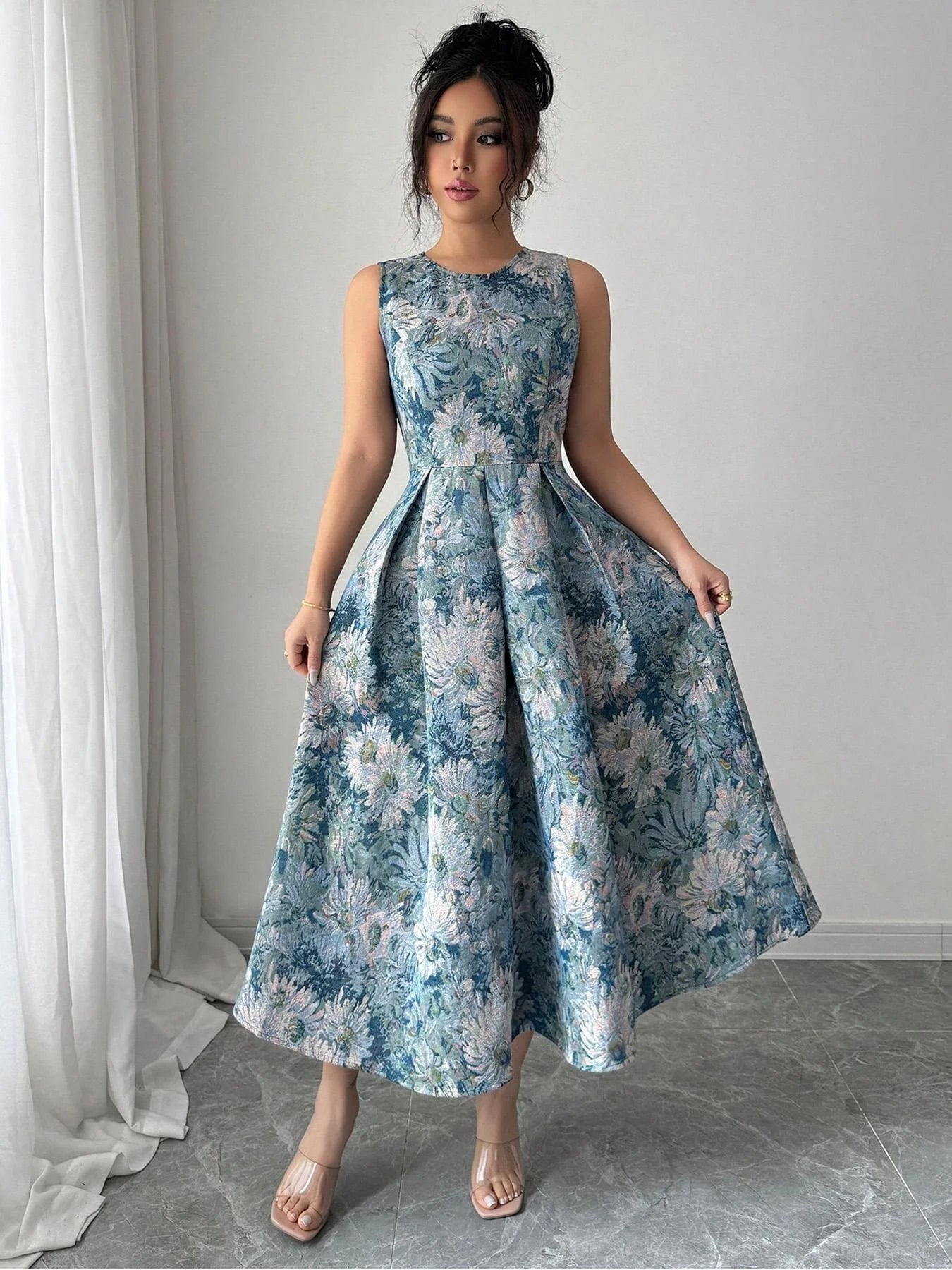 Women's Standard Size Dress, Elegant and Stylish Outdoor Dress, Perfect Casual Wear for Summer and Parties