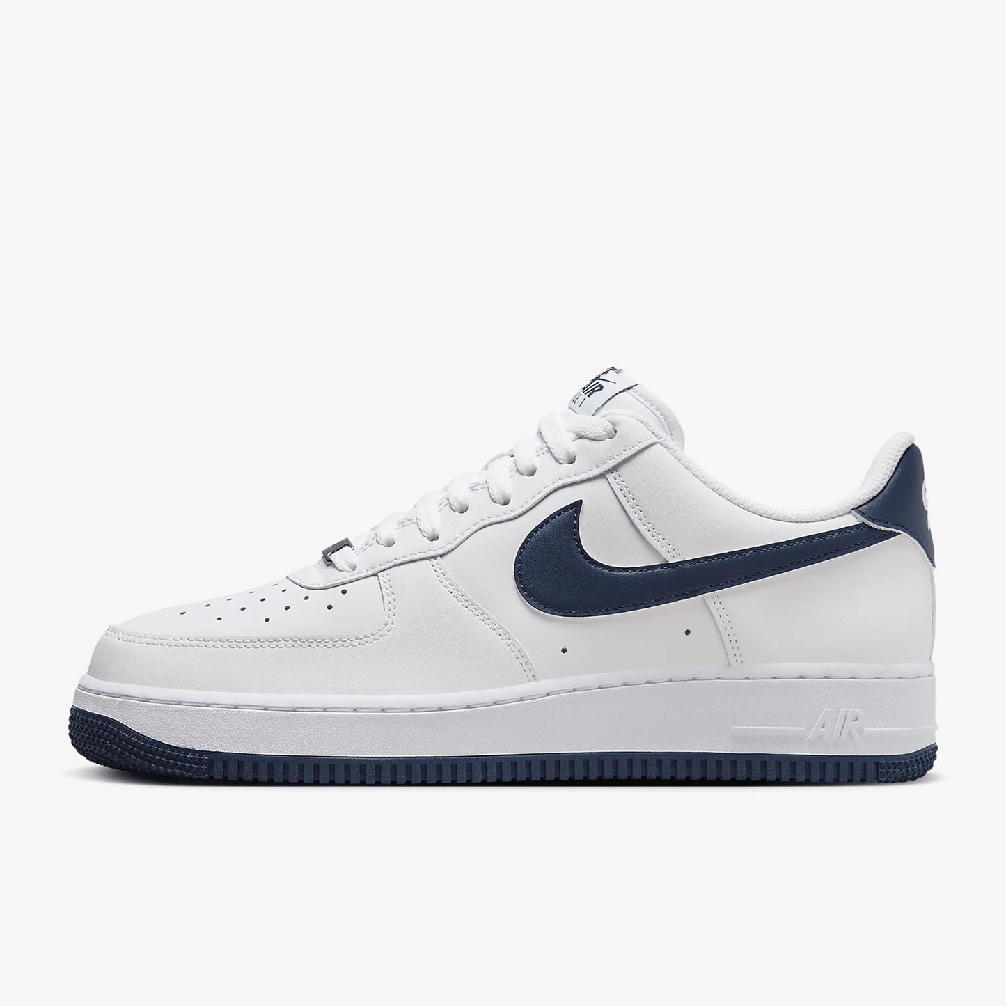 Nike official authentic Air Force 1 07 men's casual wear-resistant board shoes FJ4146-104