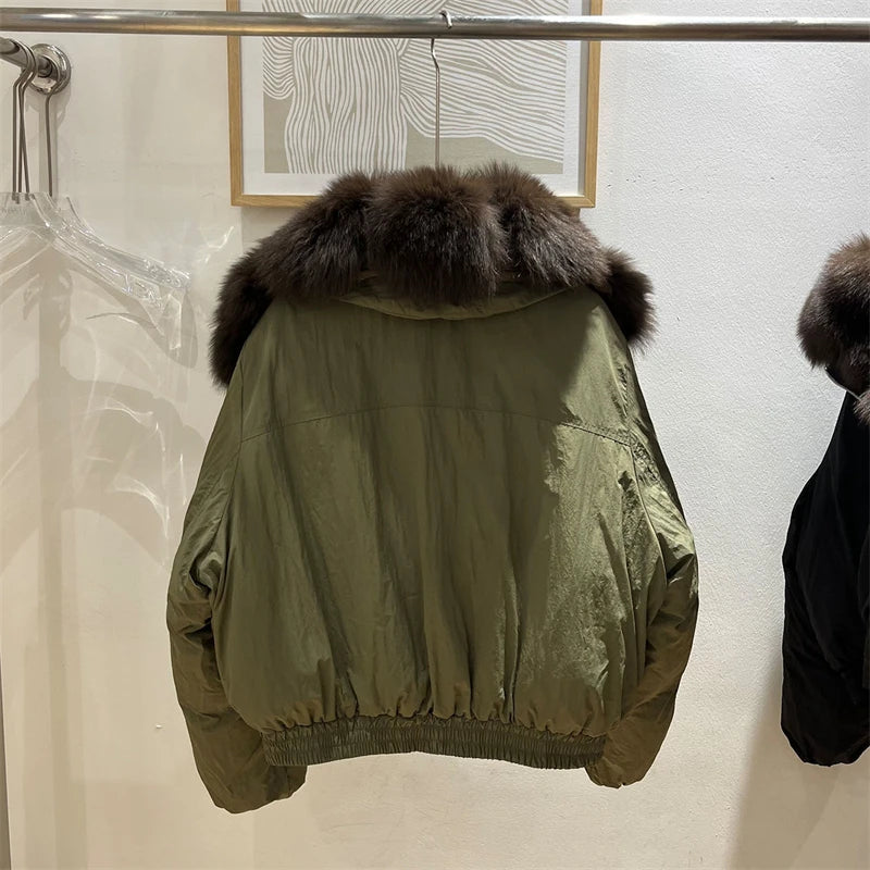 New winter style short down jacket with fox fur collar, high-quality fashion suede jacket, loose fit, thick and warm fur coat.