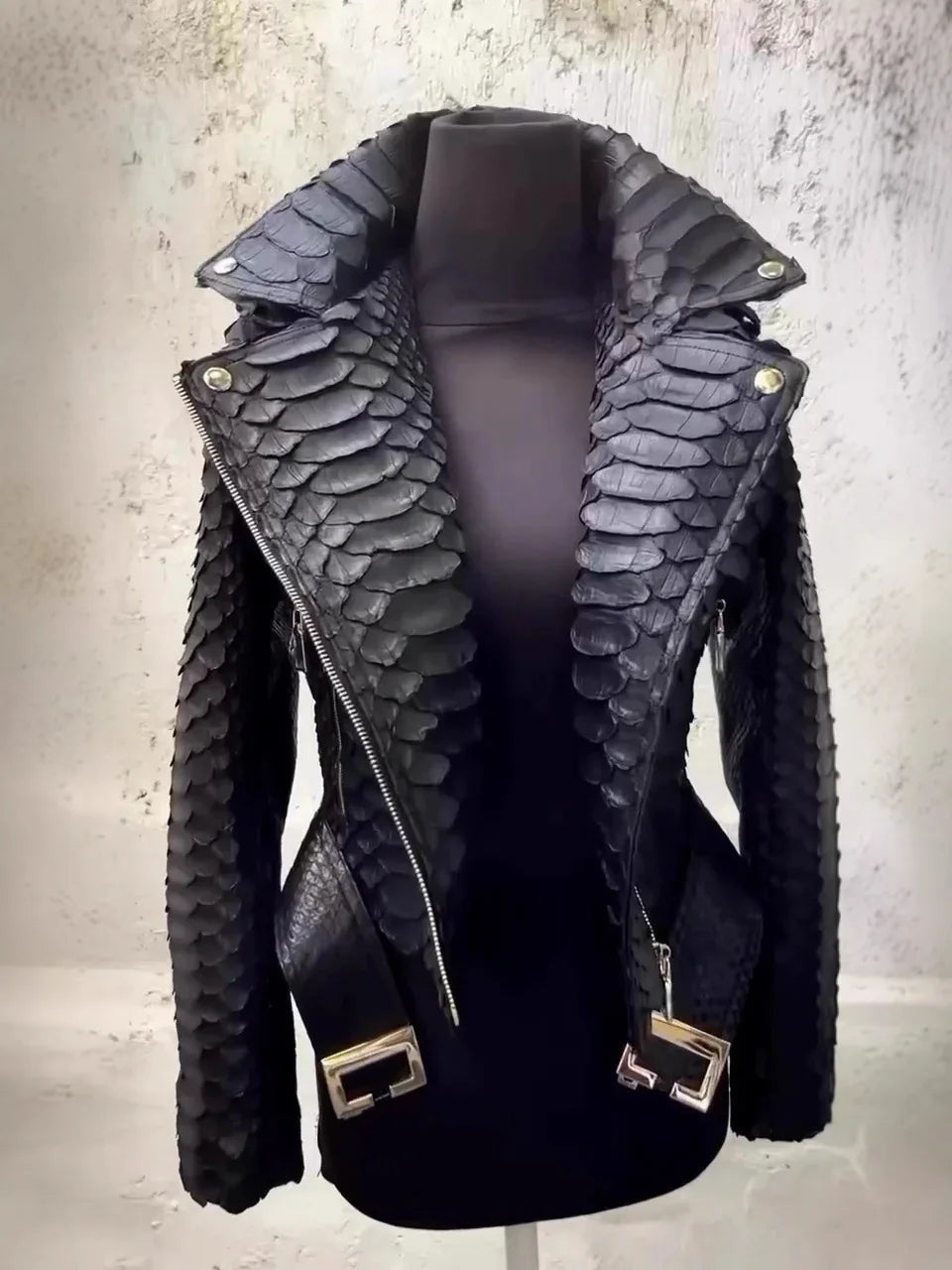 Autumn and winter women's PU leather black imitation snakeskin leather locomotive jacket jacket