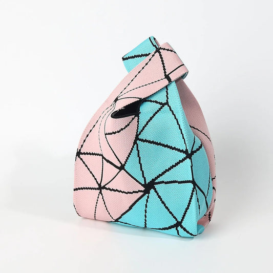 Contrasting Color Triangular Geometric Line Knit Handbag, Suitable for Daily Shopping, Commuting, and Walking, Usable in All Seasons, a Gift for Students and Children, Made of Soft and Lightweight Foldable Fabric, with a Stur