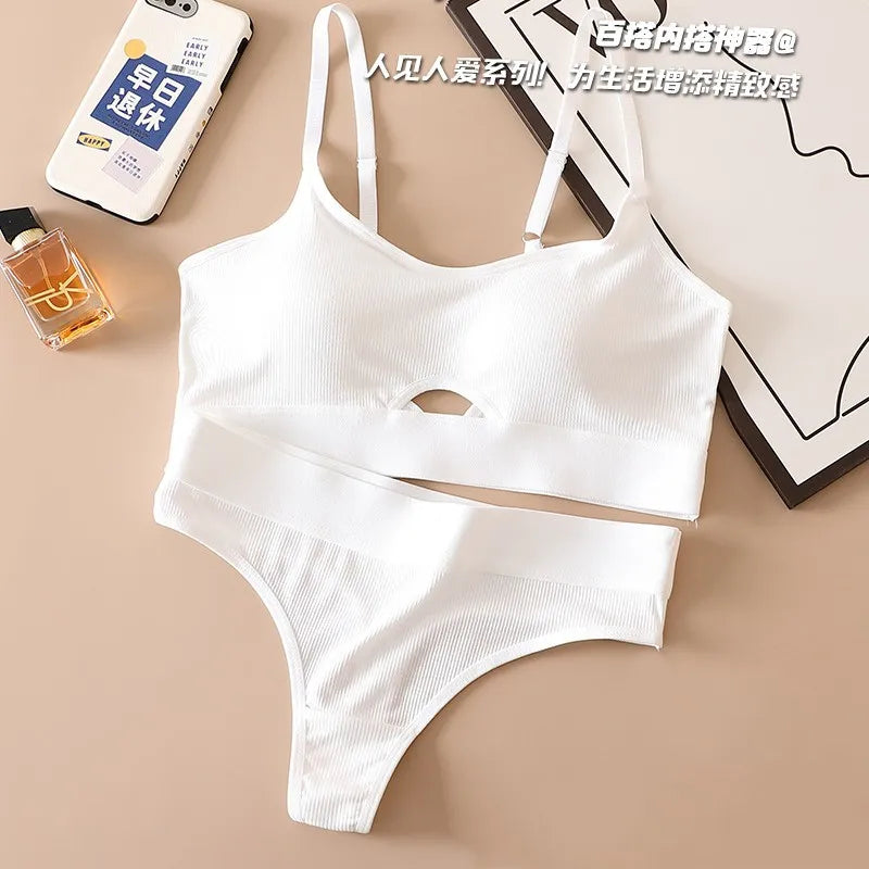 Women Cotton Bra And Panties Set Sexy Low Rise Thongs U-Back Padded Bra Tops Comfort Seamless Underwear Female Sexy Lingerie Set