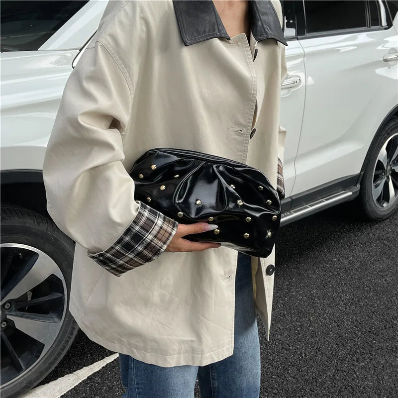 Simple Versatile Clip Evening Handbags for Women Solid Color Rivet Pleated Design Ladies Clutch Female Soft Pu Leather Purse