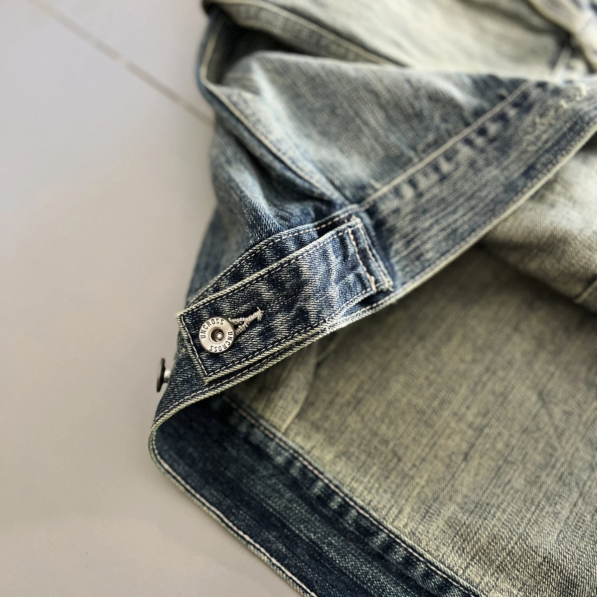 Vintage Washed Denim Jacket Loose Fit Short CleanFit Men's Jeans Coat Casual Style Button Closure Long Sleeve Cotton Jacket