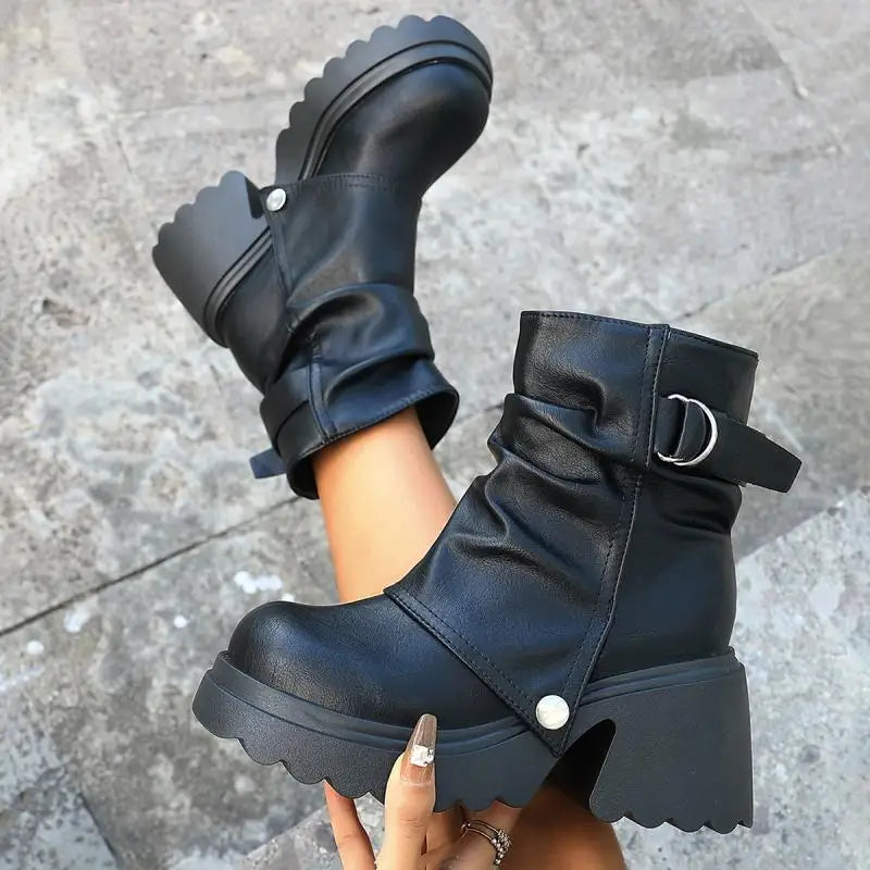 Gothic Chunky Platform Black Ankle Boots Women 2025 Autumn Punk Metal Belt Buckle Thick Bottom Short Boots Woman's Y2K Shoes 43