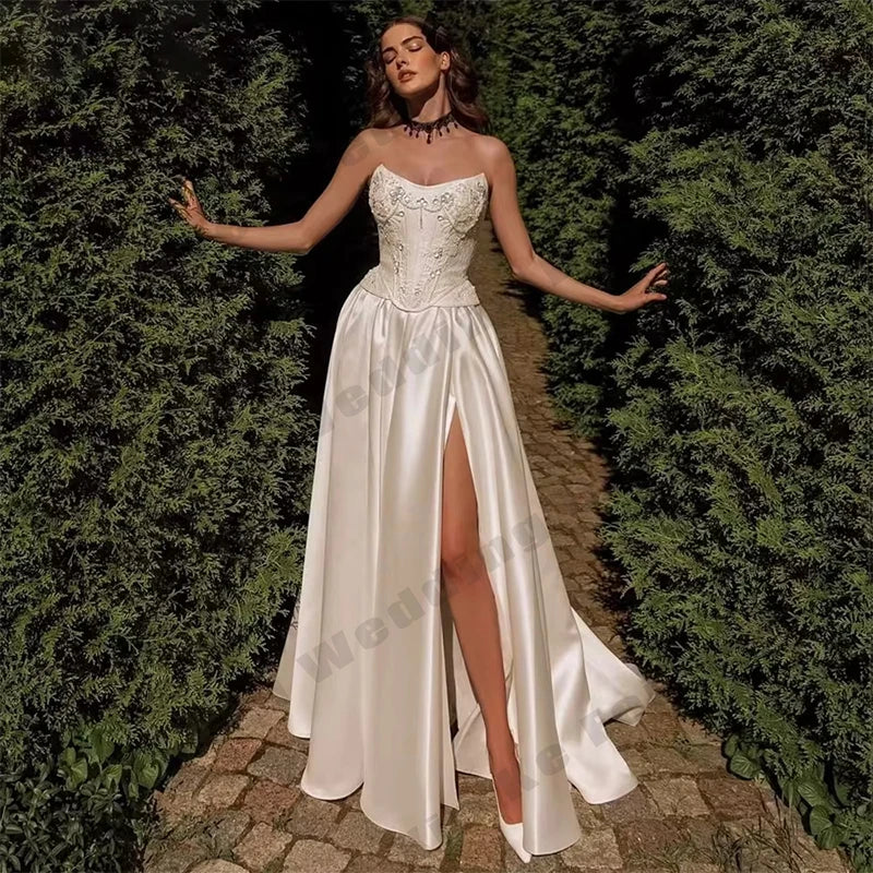 2025 Elegant Satin Wedding Dresses A-Line Side Slit Beading Strapless Lace Pleated Bride Prom Dress Bridal Gown Customized Robe