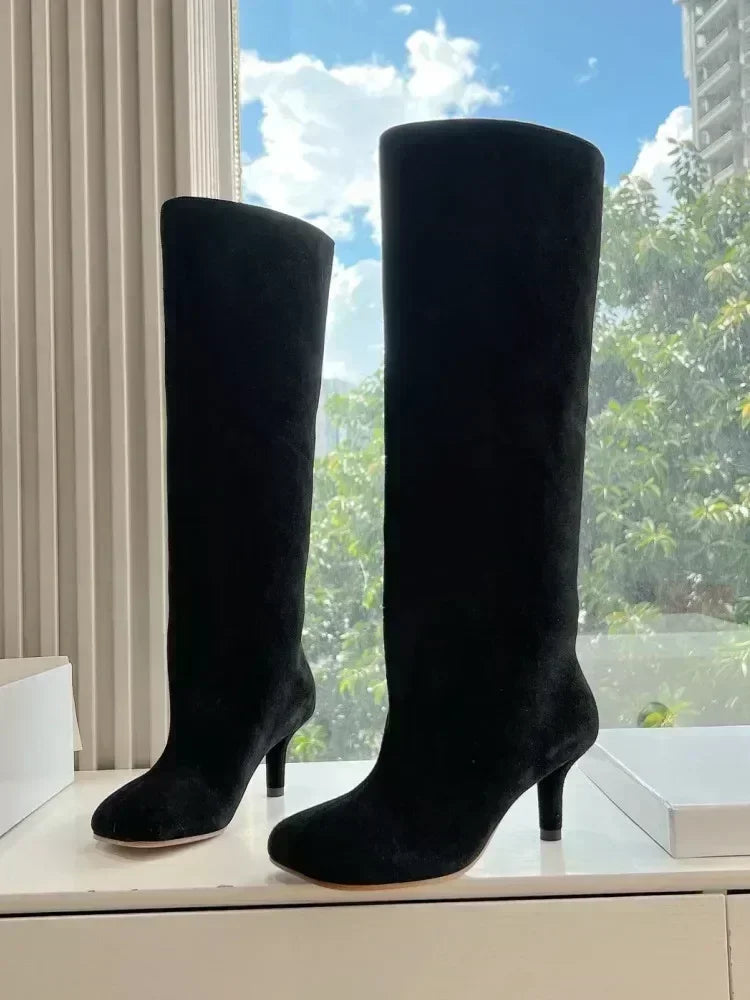2025Women's Autumn and Winter New Slim Fit High Heels Knee High Boots Fashionable Plus Size Medium Long Boots Knight Boots