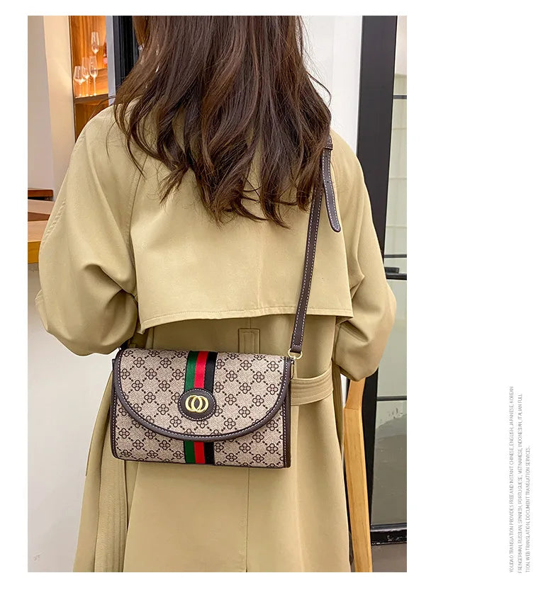 High-End Fashion Women's Envelope Shoulder Messenger Bag Versatile New Style Handbag for All Seasons
