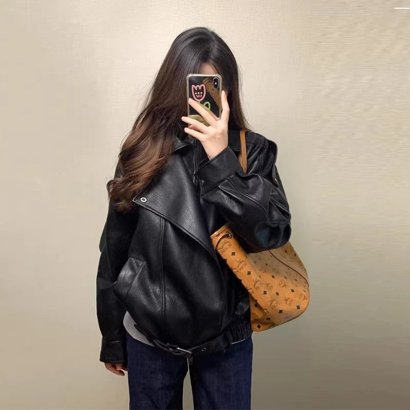 Black Leather Jacket Women's Loose Motorcycle Style Coat Flip Collar Short Size Small Autumn Winter New Arrival Fashion Trend