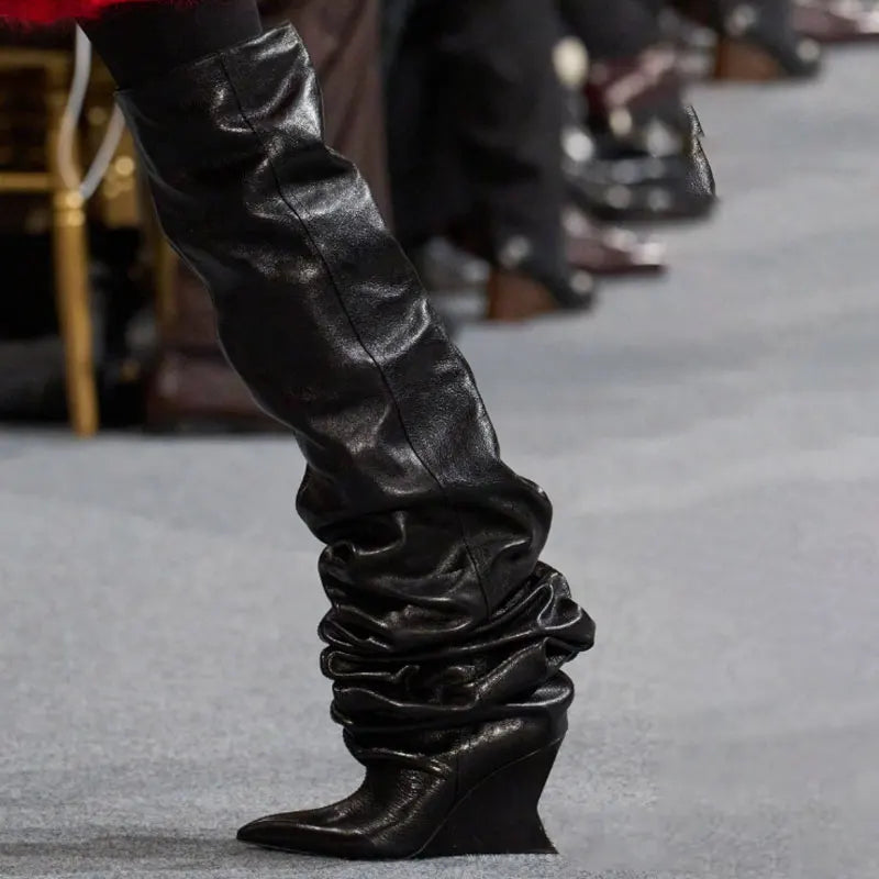 Women's Fashion Pointed Thick Soled Pleated Short Boots, Autumn and Winter Thick Heeled Long Boots, Sexy Runway Women's Boots