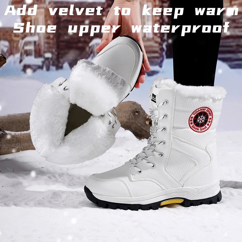 2025 new winter warm plush lined snow boots women's outdoor waterproof and non-slip plush cotton boots comfortable platform shoe