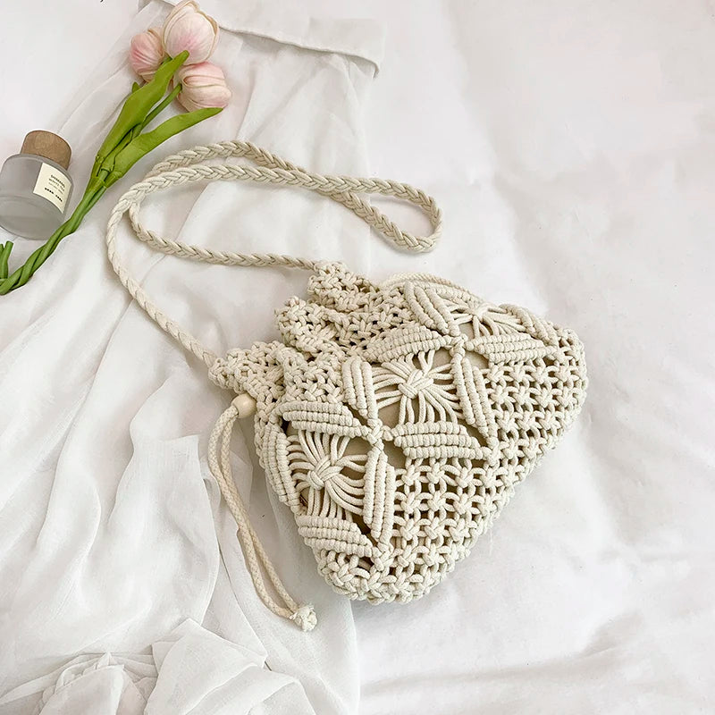 LEFTSIDE Weave Small Shoulder Bags for Women 2025 New Summer Knit Crossbody Bag Females Weave Raffia Beach Bags Handbags