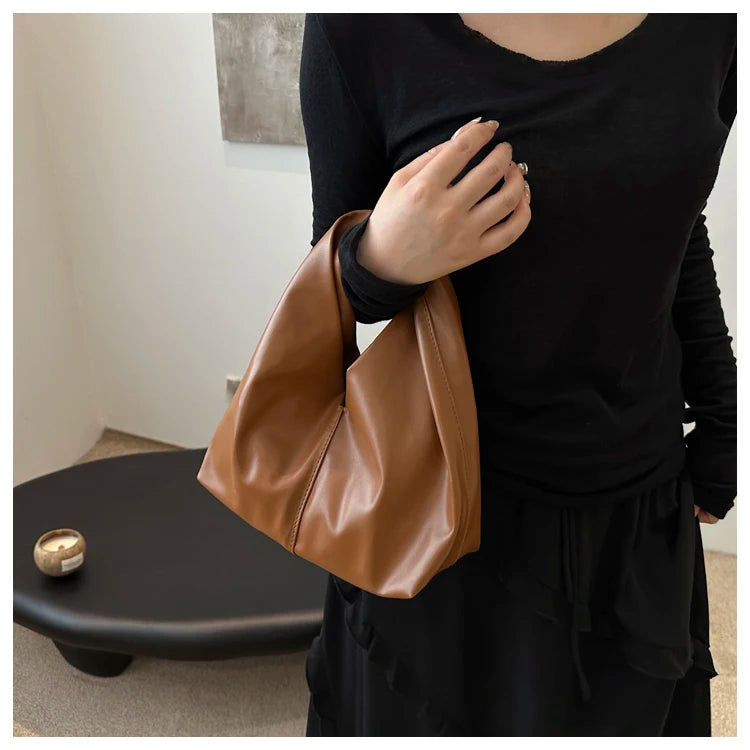 Elegant Folded Cloud Women's Handbag Trendy Minimalist PU Leather Tote Bag Soft Surface Magnetic Buckle Closure Casual Use