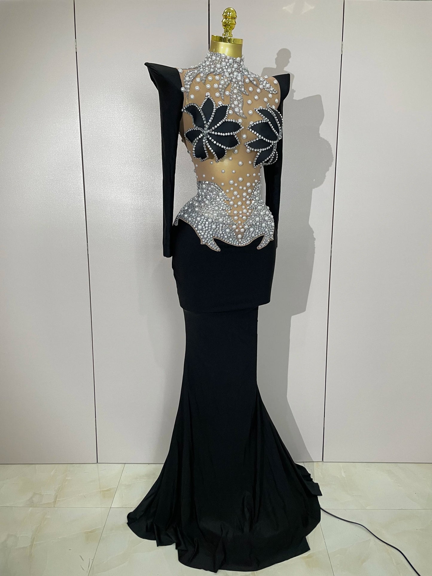 Luxury Sparkly Diamonds Pearl White See Through Mesh Long Dress Women Wedding Evening Party Stage Performance Photoshoot Dress