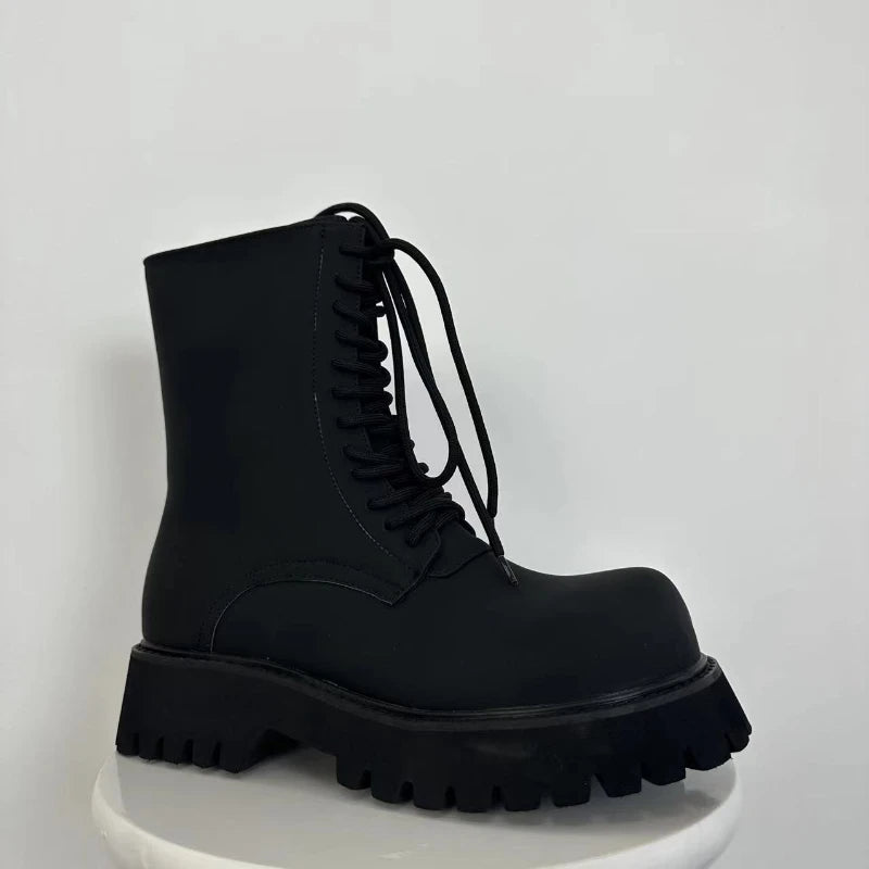 Black 2023 new style British style large toe short boots for men and women, thick-soled Chelsea boots, fashionable and comfortab