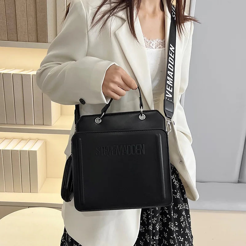 Trendy Commuter Women's Shoulder Bag Fashionable Letter Print Simple Urban Style PU Material Medium Size Zipper Opening Cross...