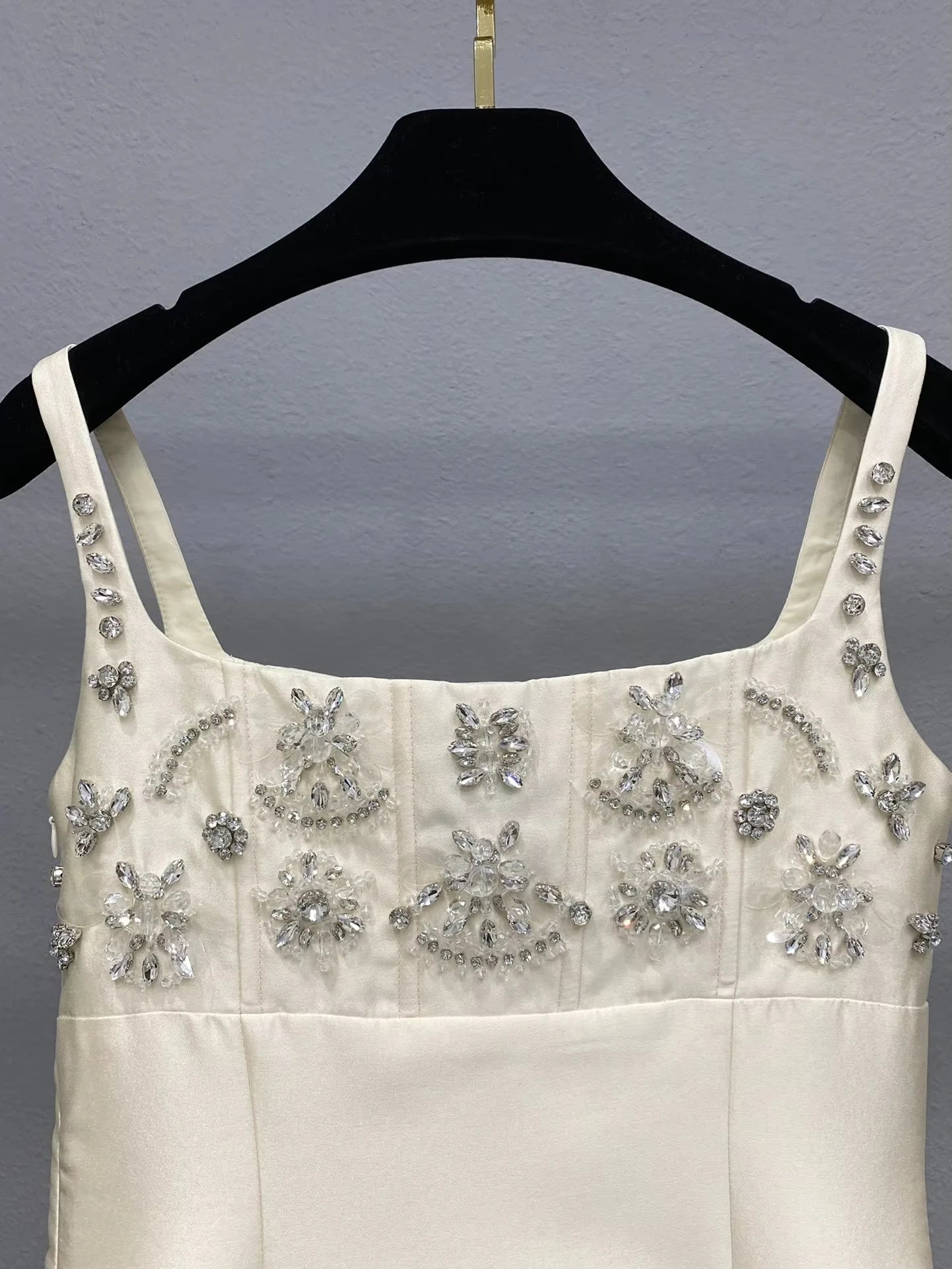 2025 Ladies New [Glossy Texture] Solid Diamond decoration Square-Neck Suspender Dress, Sleeveless Perfect Choice for Women