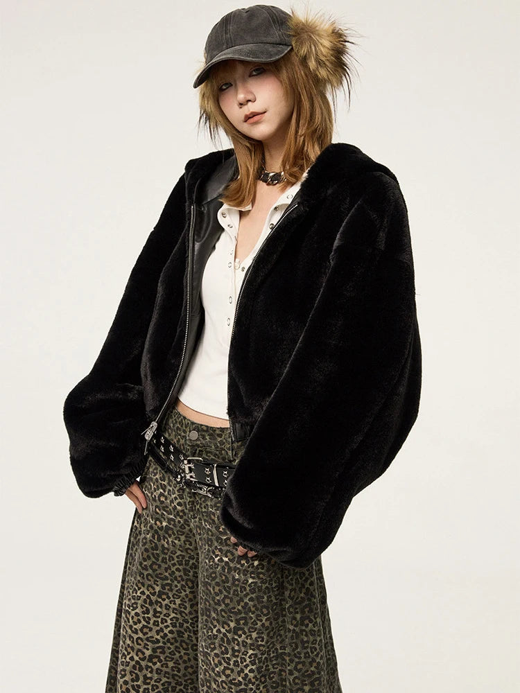 Lautaro Spring Autumn Cool Warm Thick Oversized Black Short Reversible Soft Pu Leather Jacket Hoodie Women with Faux Fur Inside