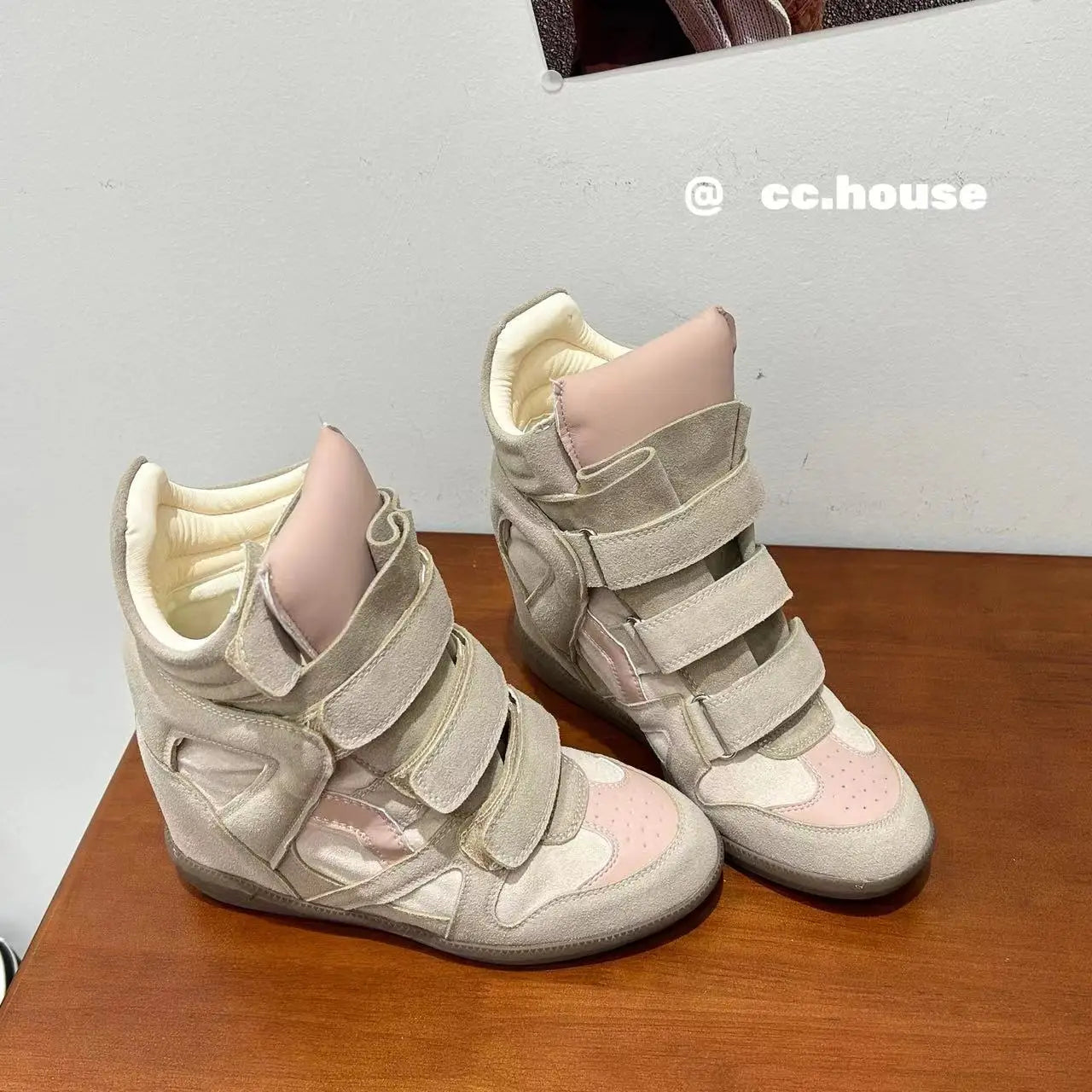 High Top Women's Sneakers New 2026 Autumn Winter Ankle Boots Thick Bottom Leather Casual Shoes Wedge Heels Hook&Loop Sport Shoes