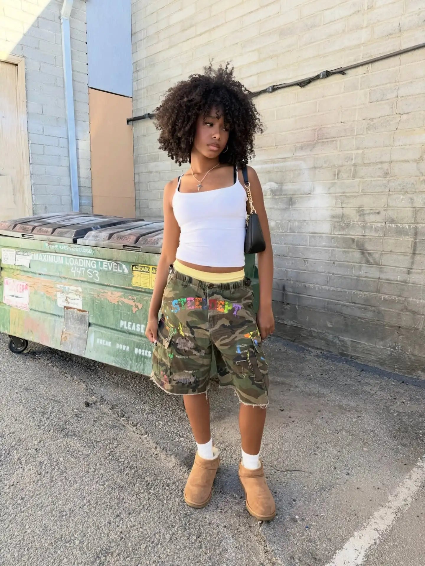 Y2k Camo Cargo Shorts Retro Graffiti Patched Hole Men Women Shorts American Hip Hop Trendy Streetwear Unisex Casual Baggy Shorts