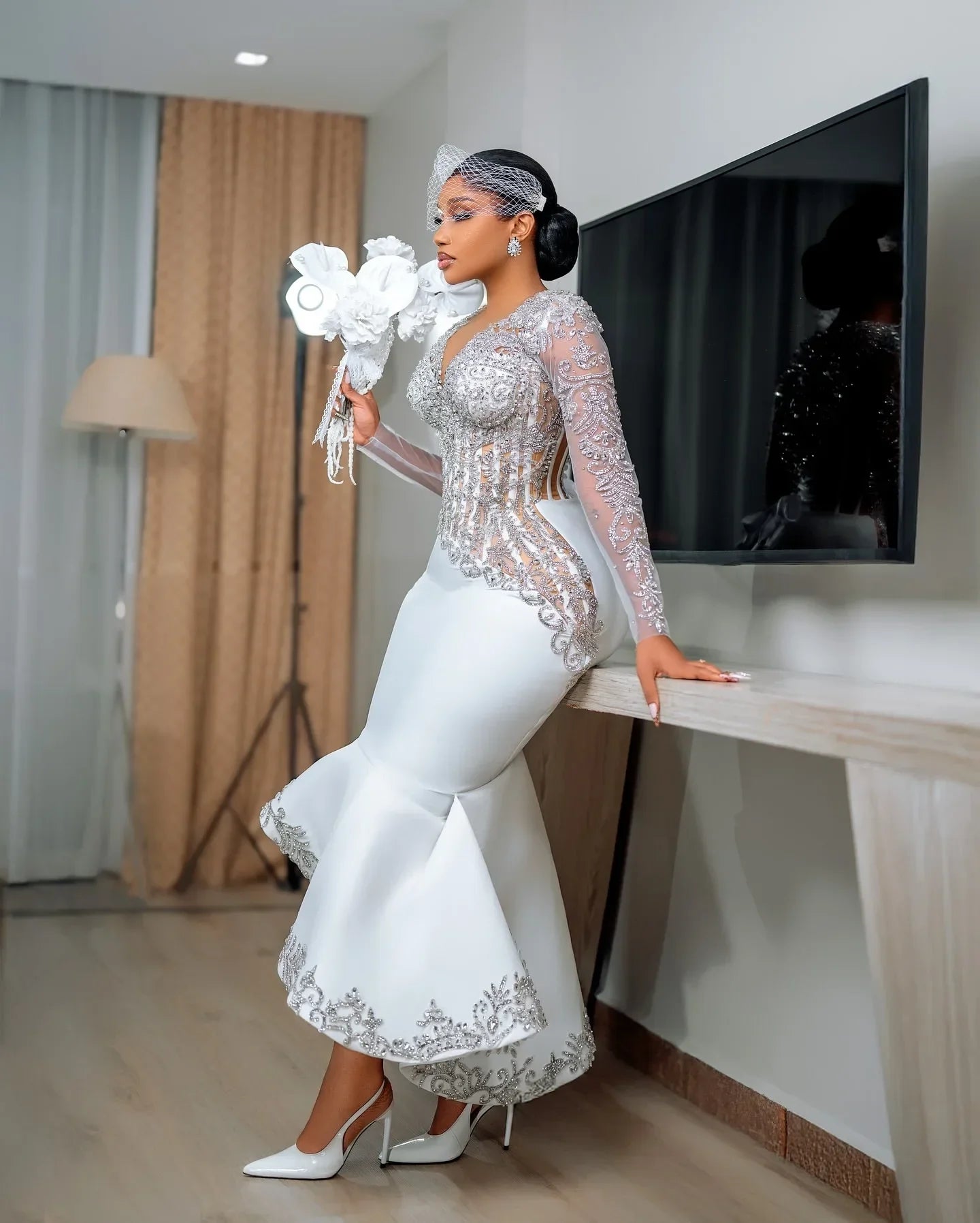 Elegant African Long Sleeve Short Wedding Dress Lace Beaded Mermaid Bridal Gown Black Women's Birthday Party Dress