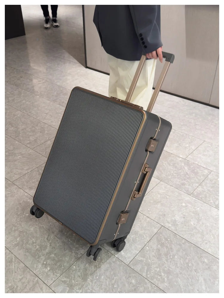 Sturdy Aluminium Frame Suitcase 28 inch Large Size Drop-resistant Trolley Case Business Suitcase 20 inch Boarding Box TSA lock