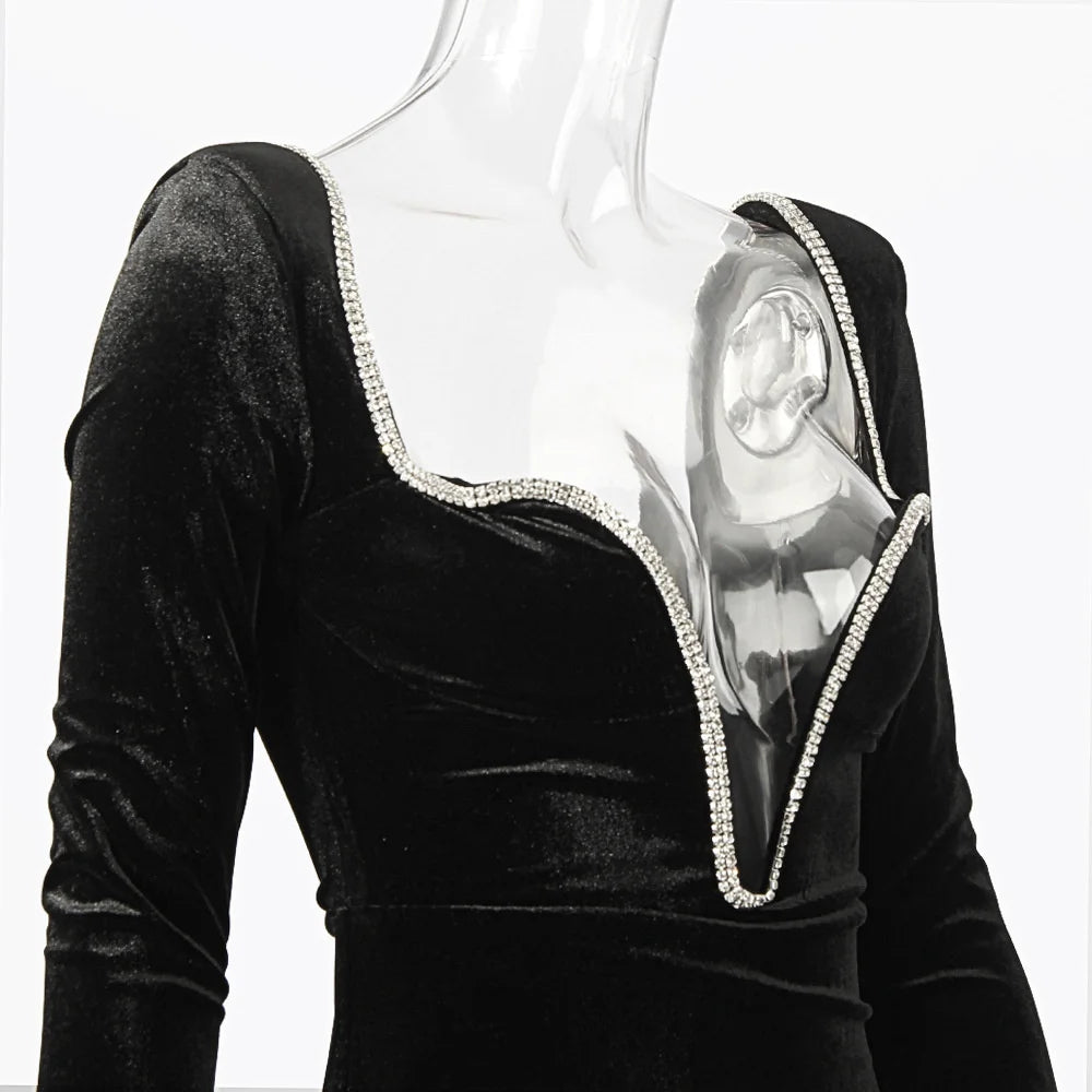 Mozision Long Sleeve Sexy Deep V Neck Wired Diamante Crystal Padded Should Bodycon Outfits Women Winter Velvet Party Dress