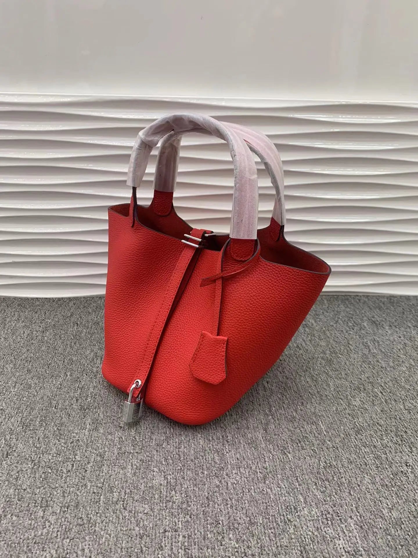 Fashion Classic Womens Bucket Bags Leather Lady Hand Bags High Quality Genuine Leather Luxury Ladies Top Handle Handbags