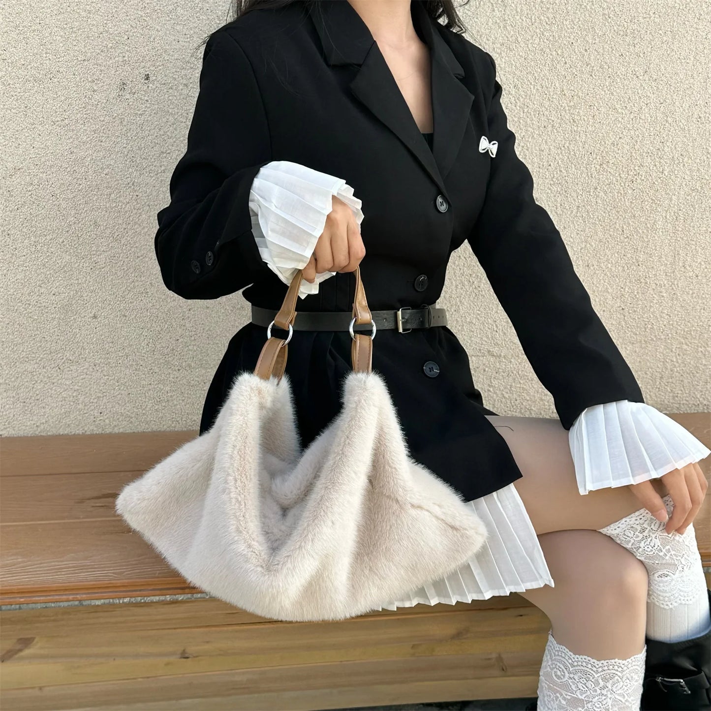 Women's Plush Crossbody Bag Single Shoulder Handbag Large Capacity Casual Autumn Winter Fur Bag Fashionable All-Match Bag