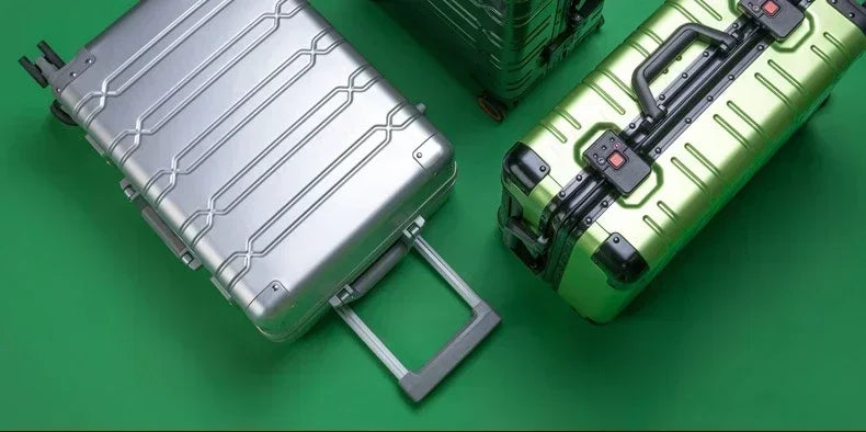 A Luxurious 29-inch Aluminum-magnesium Alloy Suitcase/bag, Perfect for Students, with Ample Space. Ships From The EU.
