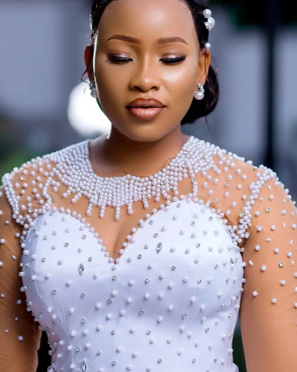 Customized African O Neck Shinny Pearls Beads Mermaid Wedding Dress for Woman Long Sleeves Bridal Gown with Removable Skirt