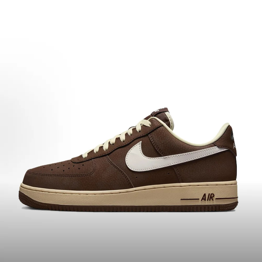 Nike Air Force 1 '07 LV8 Men's Casual Sneakers Retro Leather Low-Top Comfortable Streetwear Shoes DA8571-100