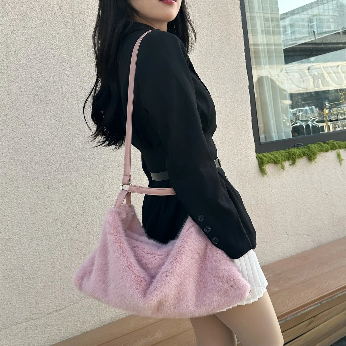 Women's Plush Crossbody Bag Single Shoulder Handbag Large Capacity Casual Autumn Winter Fur Bag Fashionable All-Match Bag