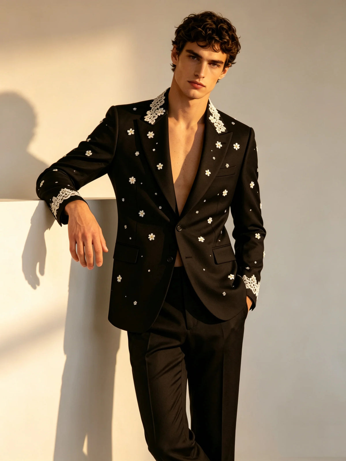 Black Appliqued Floral Men Suit Set 2 Piece Blazer+Pants Prom Wedding Tuxedos Coat Customized Formal Office Fashion Groom Jacket