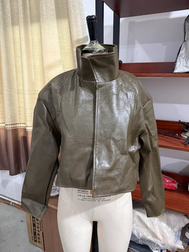 Crocodile Pattern Embossed Short Women Leather Jacket Stand Collar Zipper Long Sleeved Cropped Jackets 2026 Street Daily Outfit