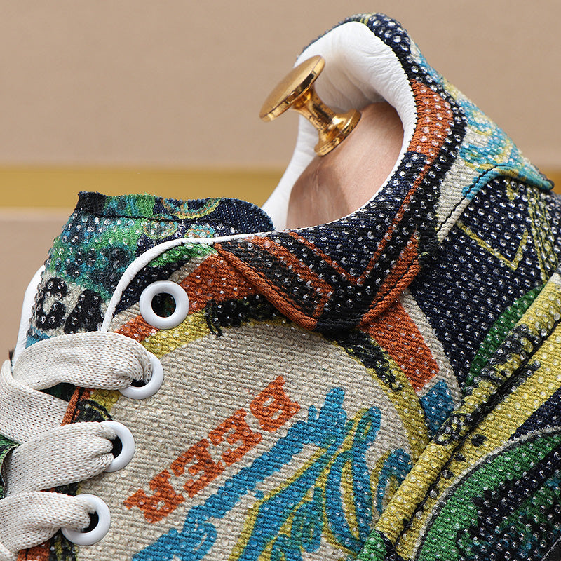 Zapatos de tabla con suela gruesa elevada y grafitis con pedrería para hombre