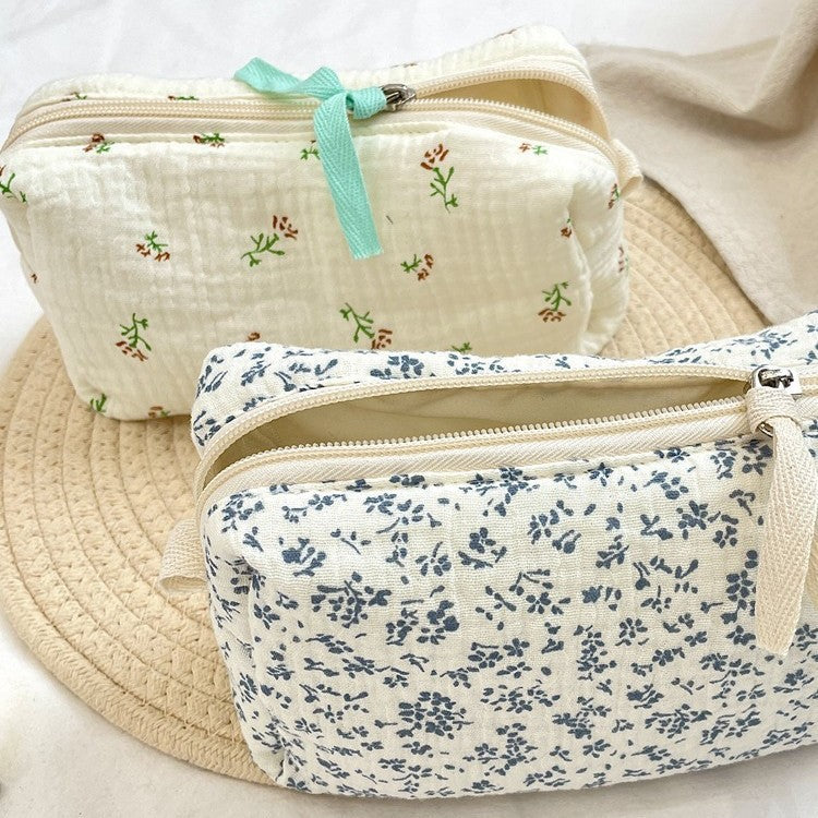 Neceser grande con estampado floral de manzano silvestre azul