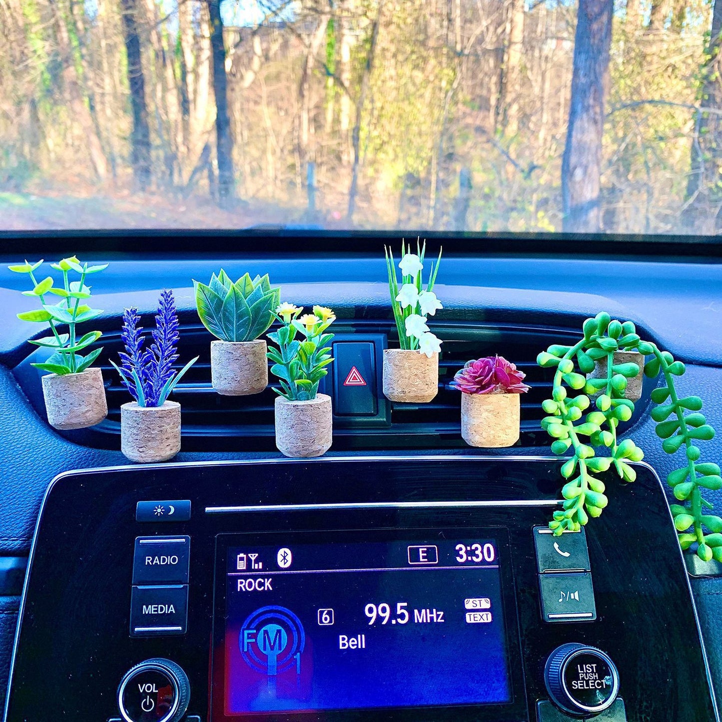 Perfume para coche. Accesorios creativos de fragancia