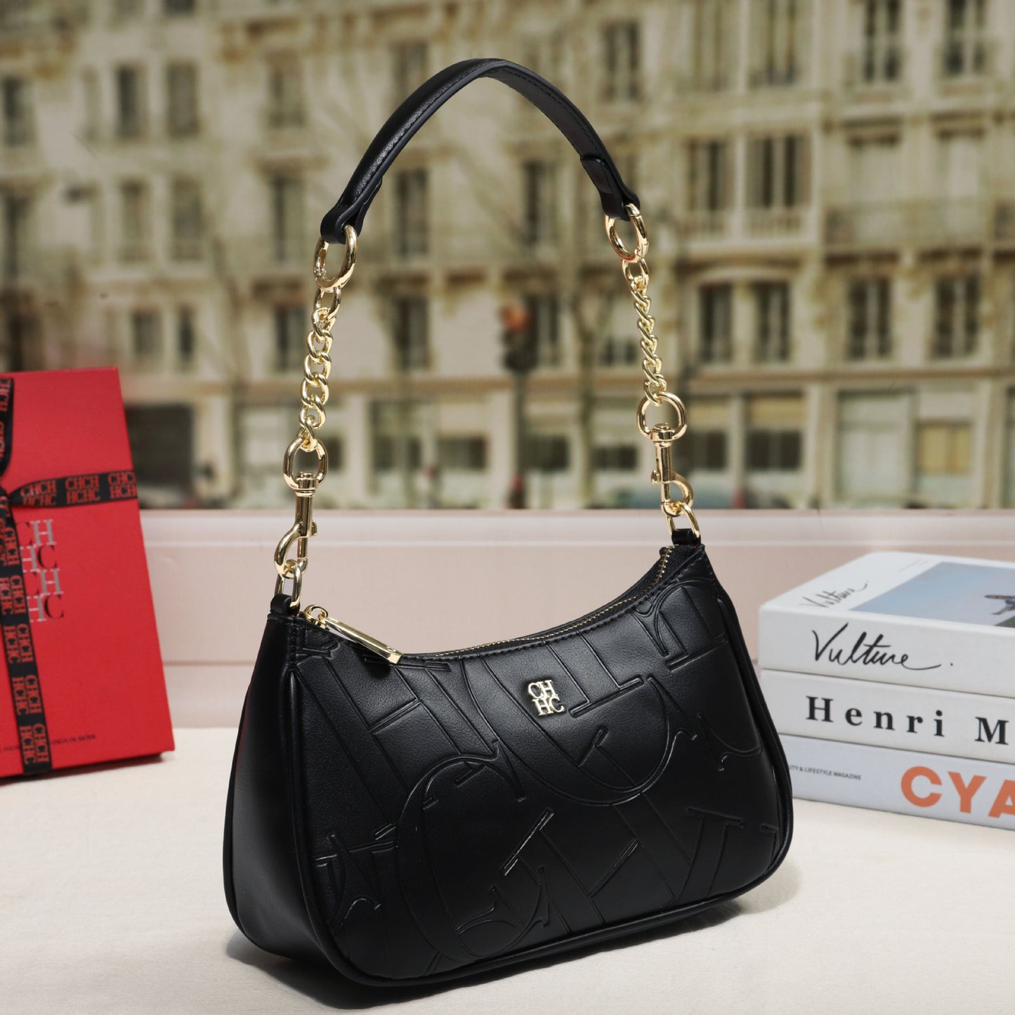 Embossed Letter Underarm Shoulder Crossbody Fashionable Trendy Womens Bag For Stylish Outfits