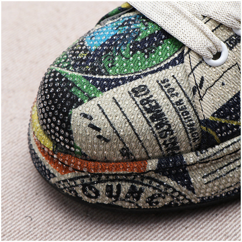 Zapatos de tabla con suela gruesa elevada y grafitis con pedrería para hombre