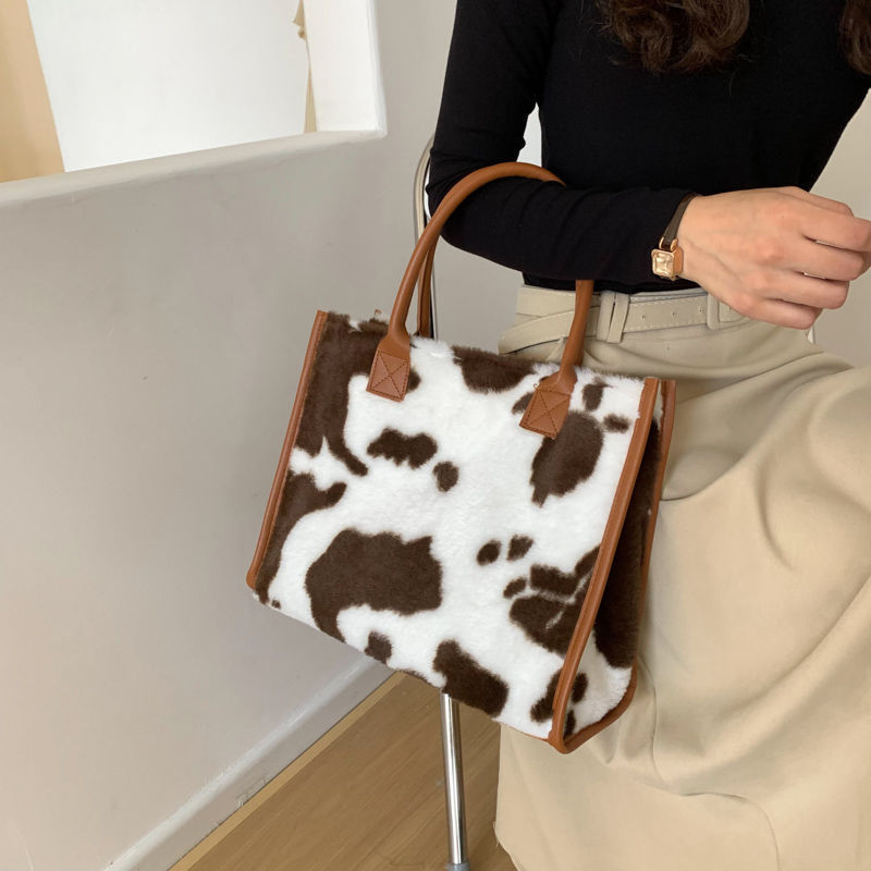 Bolso de hombro de felpa versátil, a la moda, para otoño e invierno