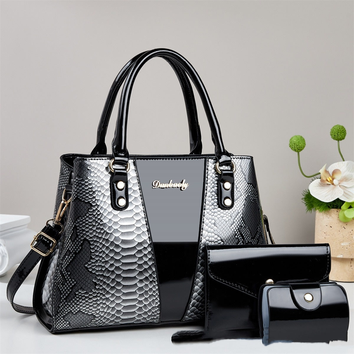 Bolso Tote de Gran Capacidad con Estampado de Serpiente y Correa Cruzada al Hombro