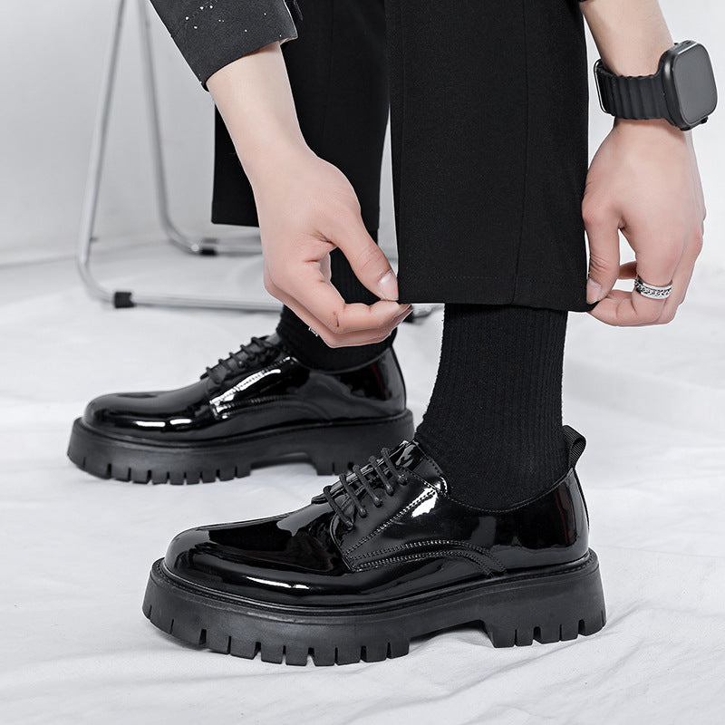 Zapatos de hombre de talla grande, moda, superficie brillante, zapatos de cuero de punta ancha estilo británico