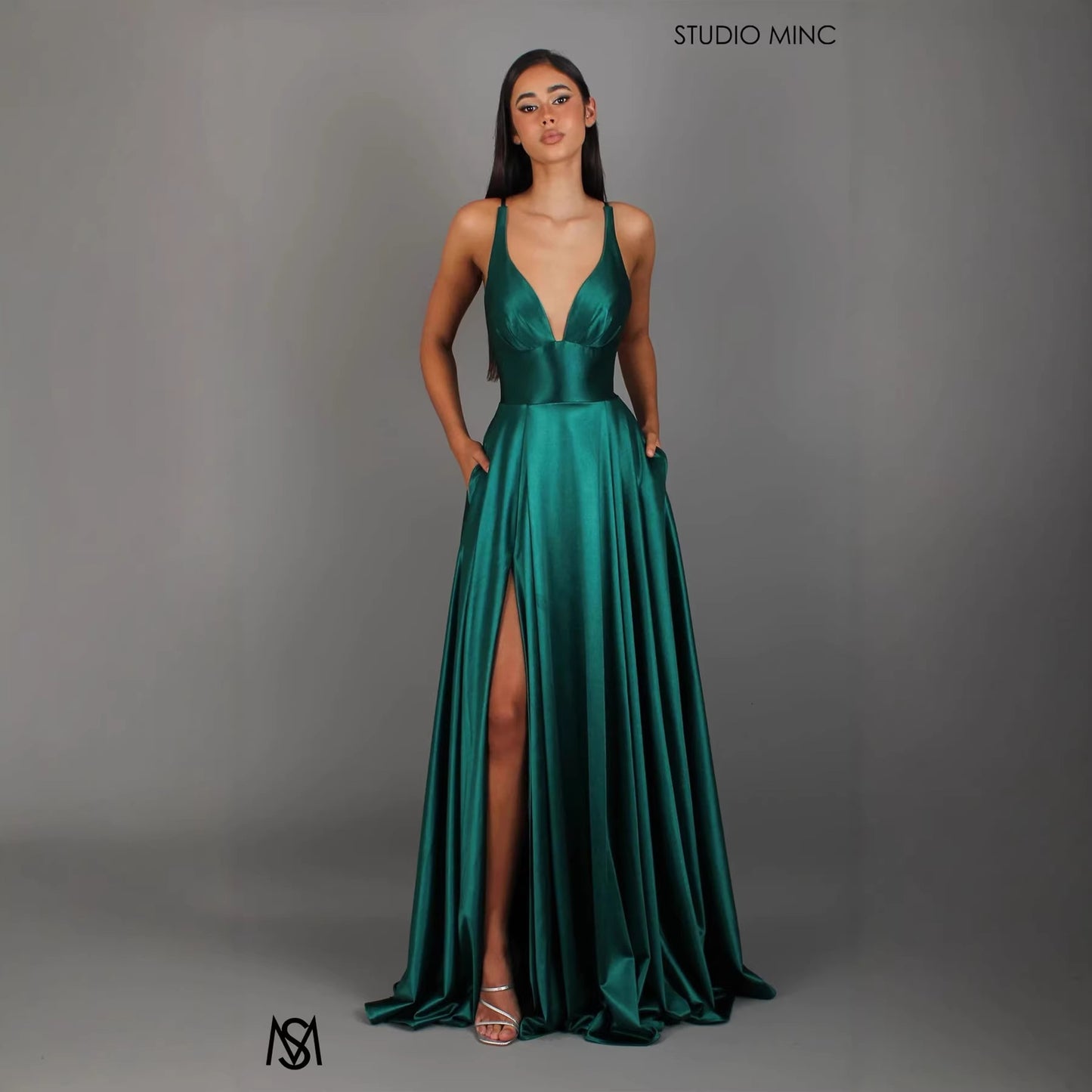 Women's Strap Solid Color V-Neck Dress