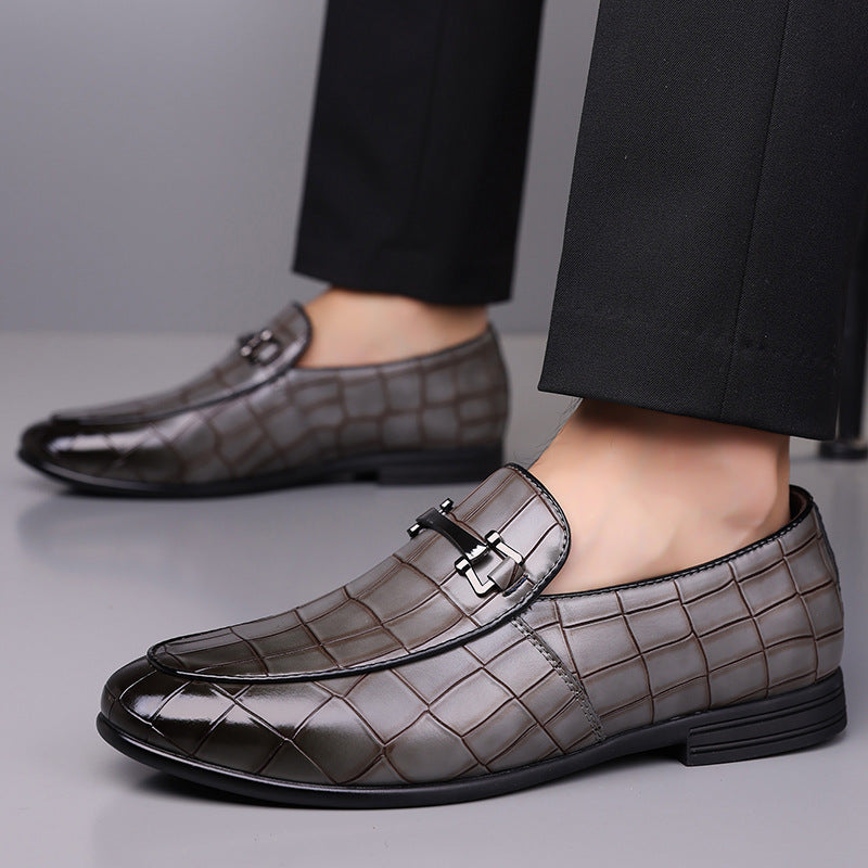 Zapatos de cuero ligeros de lujo para hombre, con suela de goma, talla grande y diseño a cuadros